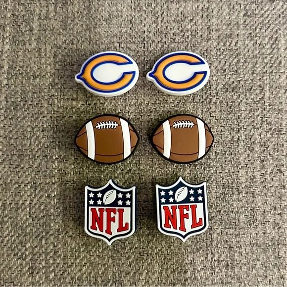 Set of 6 Chicago Bears NFL Shoe Crocs Charms Jibbitz - Picture 1 of 6